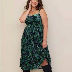 Torrid Velvet Green Black Skater Dress Size 14-16 Fairy Grunge Whimsigoth Floral